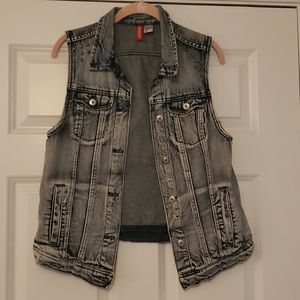 NWOT H&M denim studded vest
